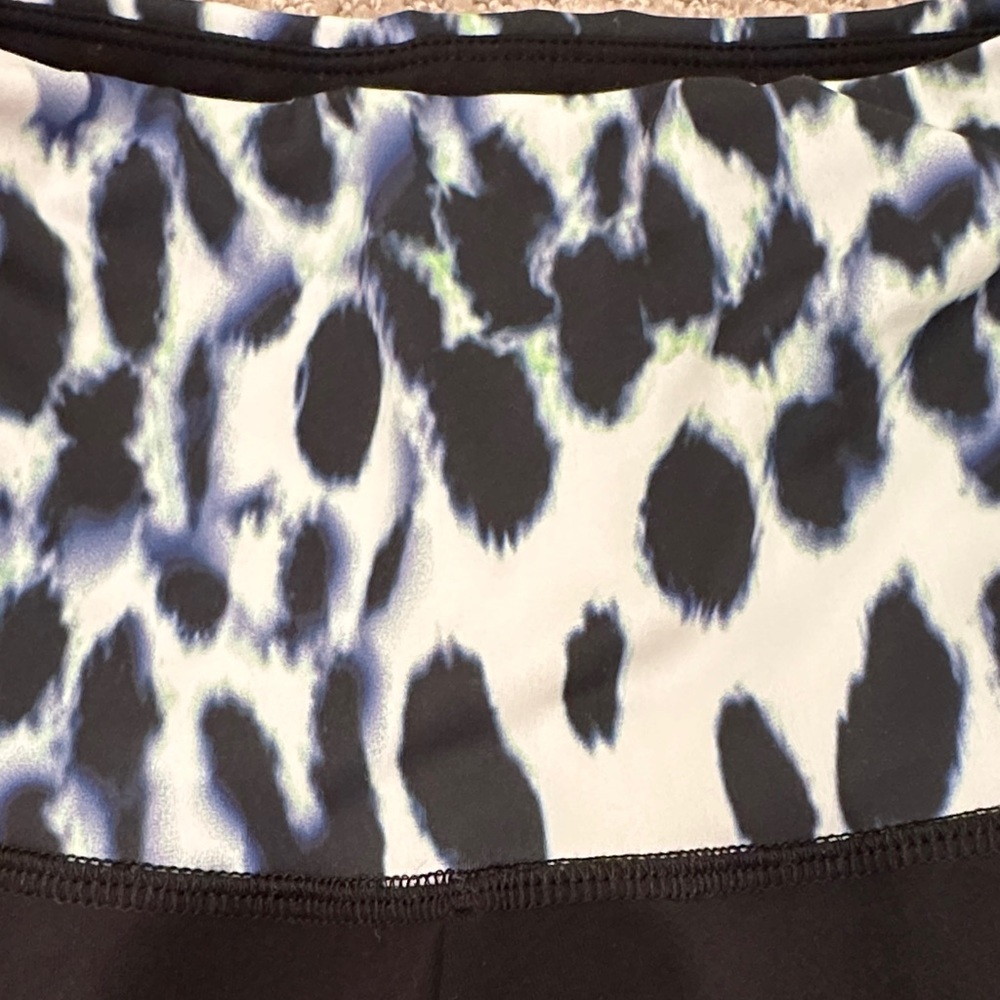 Strut This Black with White/Black/Blue Animal Print Leggings, One Size, - Picture 11 of 12